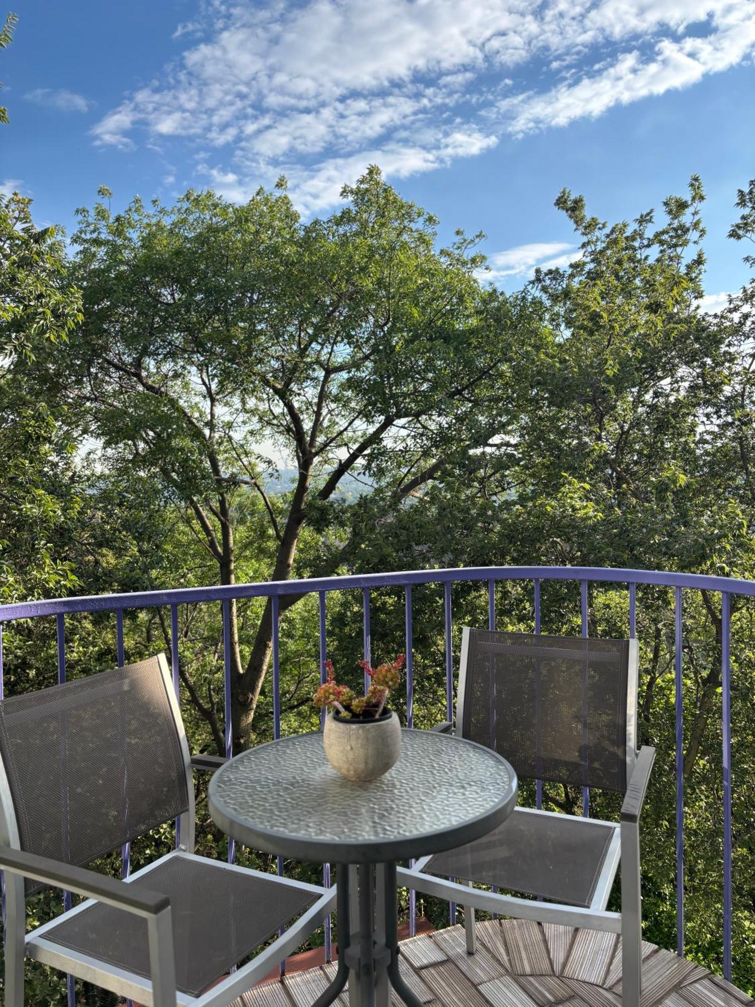 La Casa Blanca Hotel Johannesburg Buitenkant foto