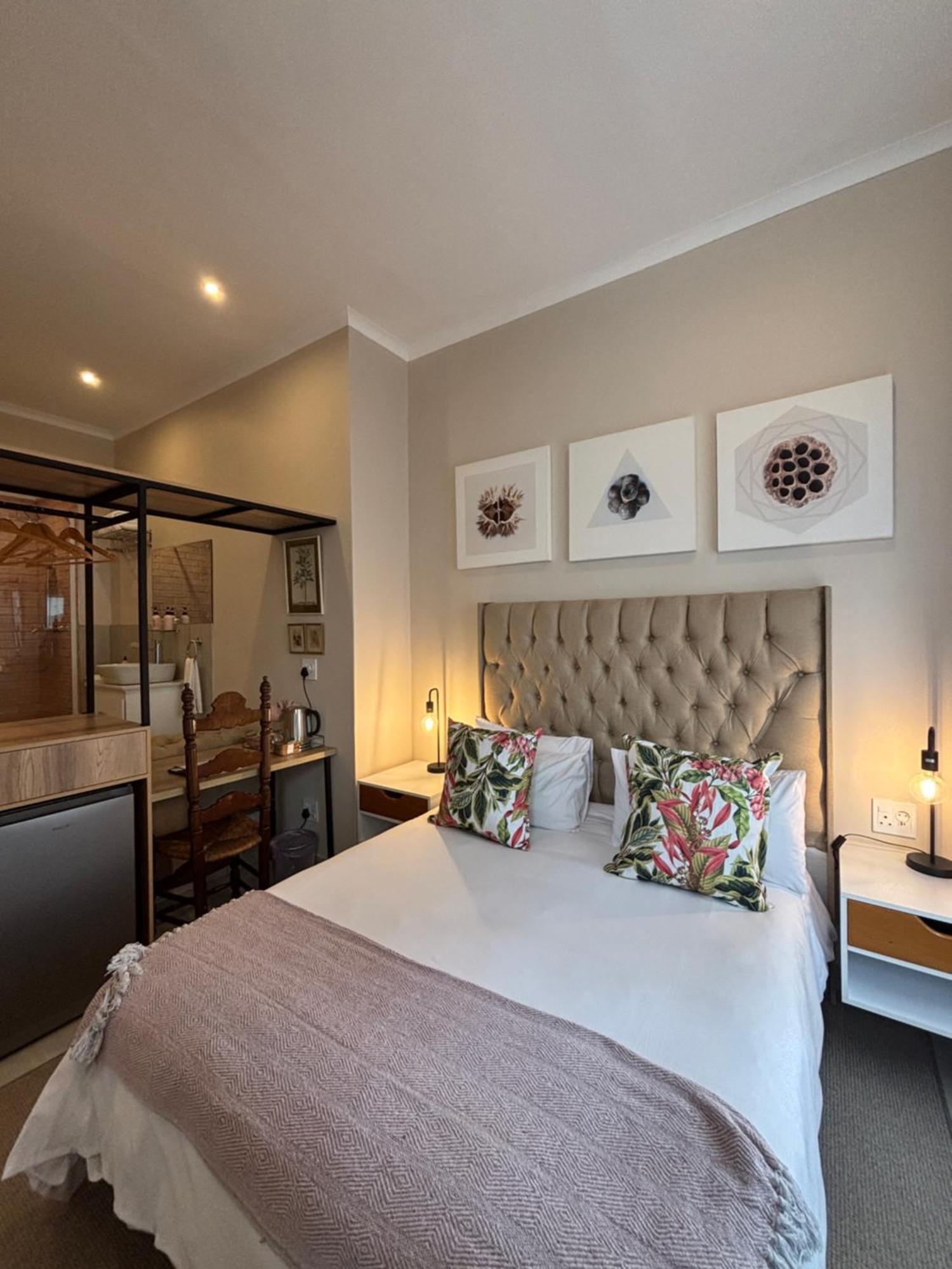 La Casa Blanca Hotel Johannesburg Buitenkant foto